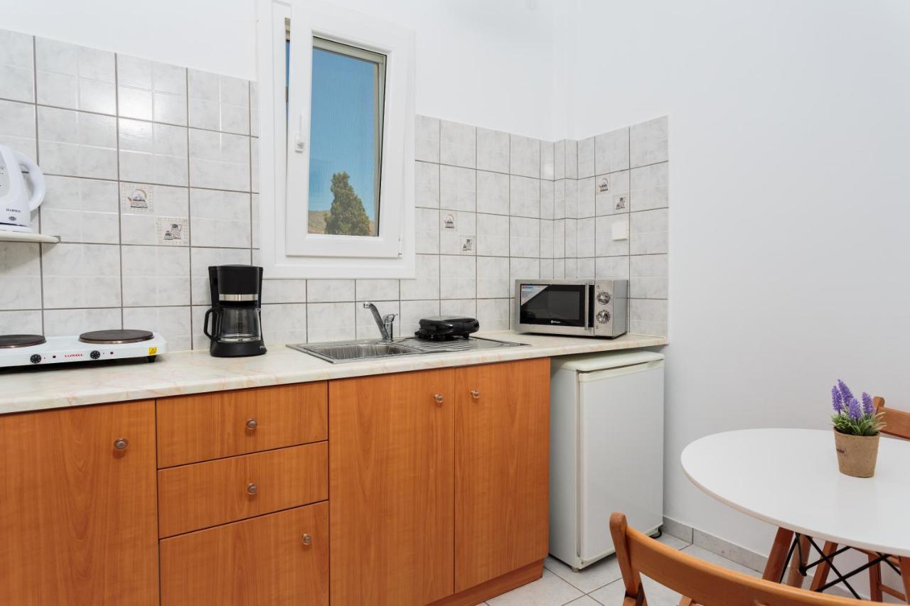 Tzane Studios & Apartments - Steps Away From Golden Beach Chrisi Akti  Eksteriør billede
