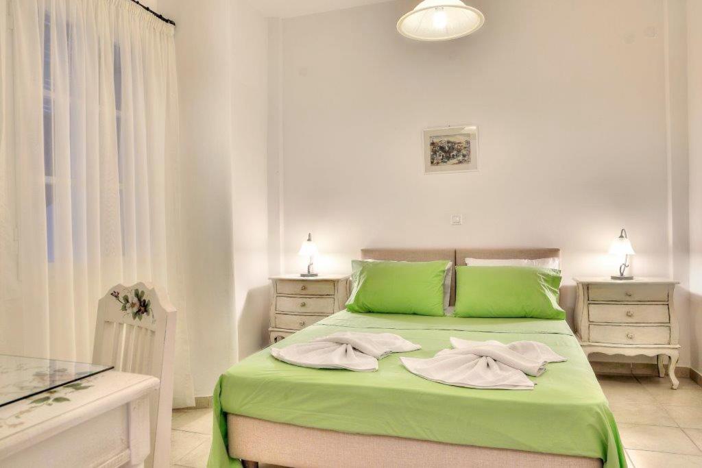 Tzane Studios & Apartments - Steps Away From Golden Beach Chrisi Akti  Eksteriør billede